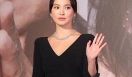 宋慧乔微博吃瓜,揭秘明星幕后生活