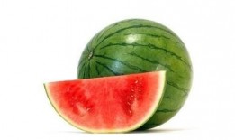 反季节吃瓜,反季节吃瓜，尽享清凉时光