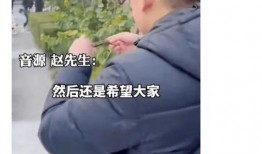 男子带眼镜吃瓜,眼镜男品味瓜果时光