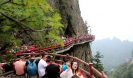 悬崖边吃瓜,揭秘惊险刺激的极限挑战