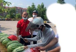 理塘吃瓜事件,一场网络狂欢背后的真相与反思